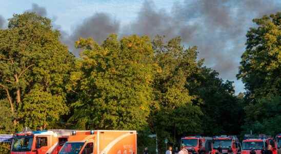 Large fire in Berlin – dangerous situation