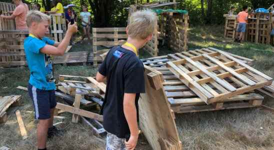 Sawing and carpentry in Veenendaal the construction village is back