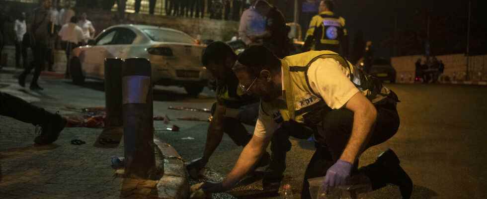 Several injured in Jerusalem bus attack