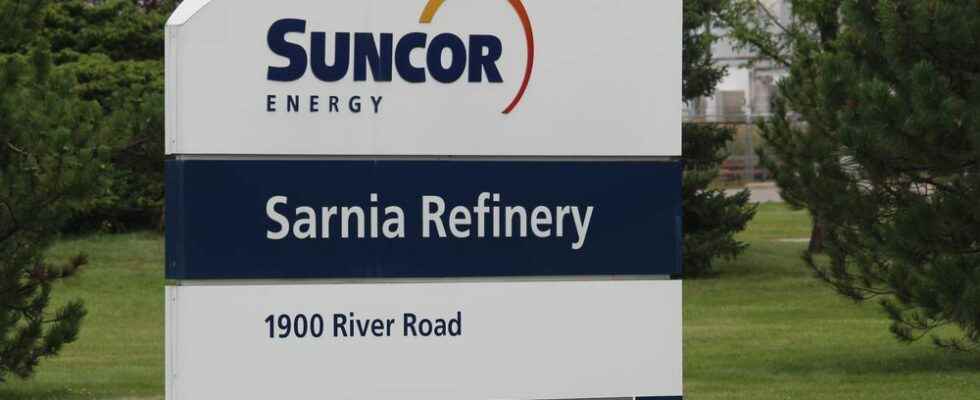 Sheen reported after Suncor sewer overflow