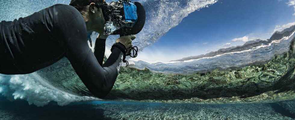 Surfing in Tahiti the mythical Teahupoo wave of the 2024