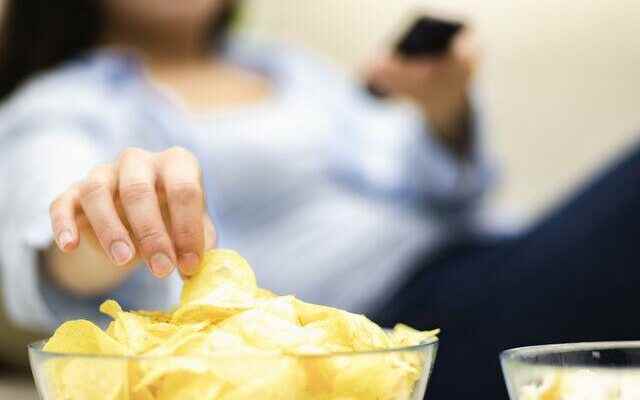 The ugly side effects of eating potato chips according to