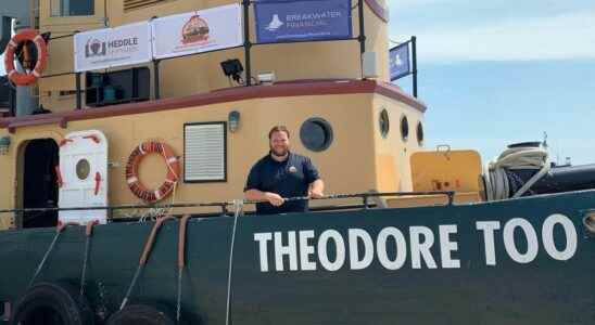 Toots Toots Popular tugboat arrives in Norfolk