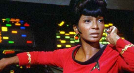 Uhura actress Nichelle Nichols is dead