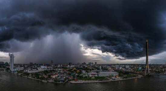 When a storm cloud literally explodes with rain