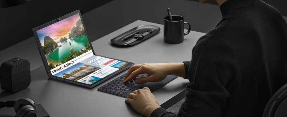 a folding screen laptop