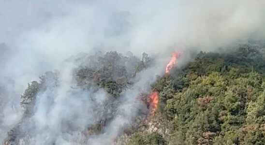 firefighters in difficulty in the foothills of the Chartreuse massif