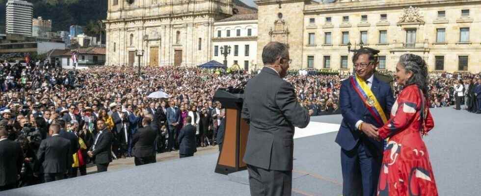 invested president Gustavo Petro aims for the end of the