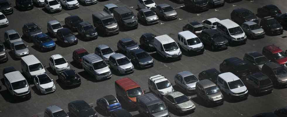 the car market still sluggish in July