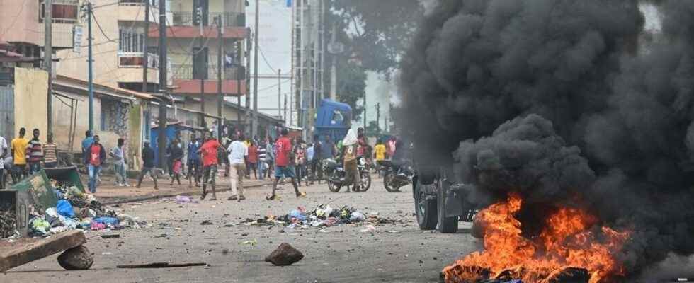 two dead in Conakry during a demonstration against the ruling