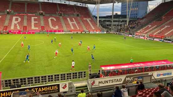 1663017605 Young FC Utrecht lets ADO escape