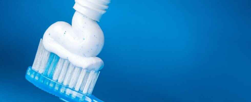 A carcinogenic substance discovered in many toothpastes