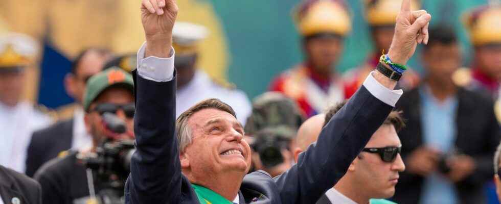 Bolsonaro claims fraud and lies even before the election