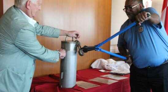 Early time capsule opening marks bridge spans 25th anniversary