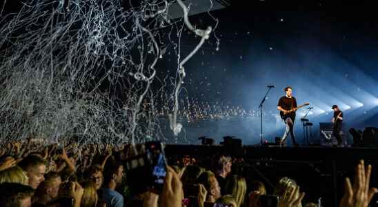 Kensington says goodbye to frontman They have become the greatest