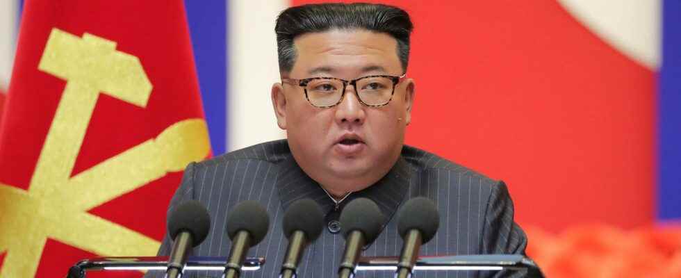 Kim refuses to give up nuclear weapons