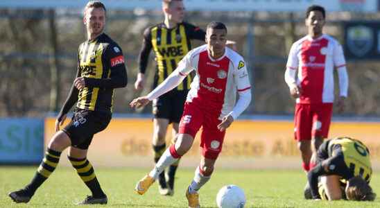 Martis van IJsselmeervogels and Carmelia van Hercules in Curacao selection