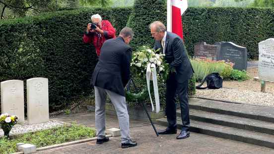 Monument for the crashed allies in Hei en Boeicop It