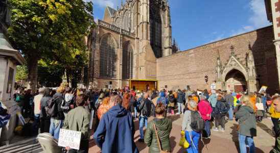 Protest in Utrecht and Amersfoort for humane asylum In addition