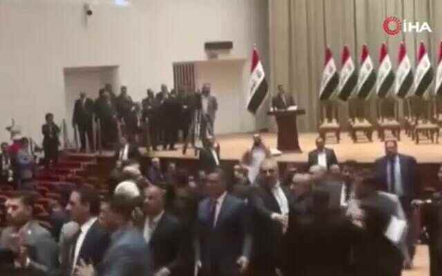 A fight broke out in the Iraqi parliament Sent to