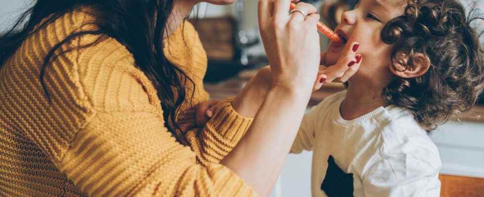 Children beware of the use of paracetamol in sticks