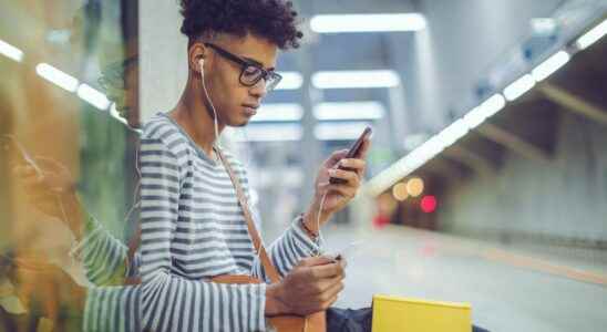 Generation Z uses podcasts as therapy