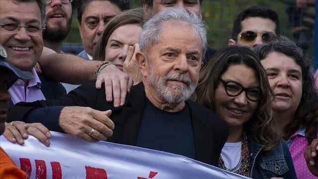 Last minute Leftist leader Lula da Silva won the election