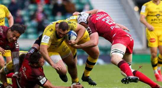 RUGBY Toulouse La Rochelle Wardi receives a red card