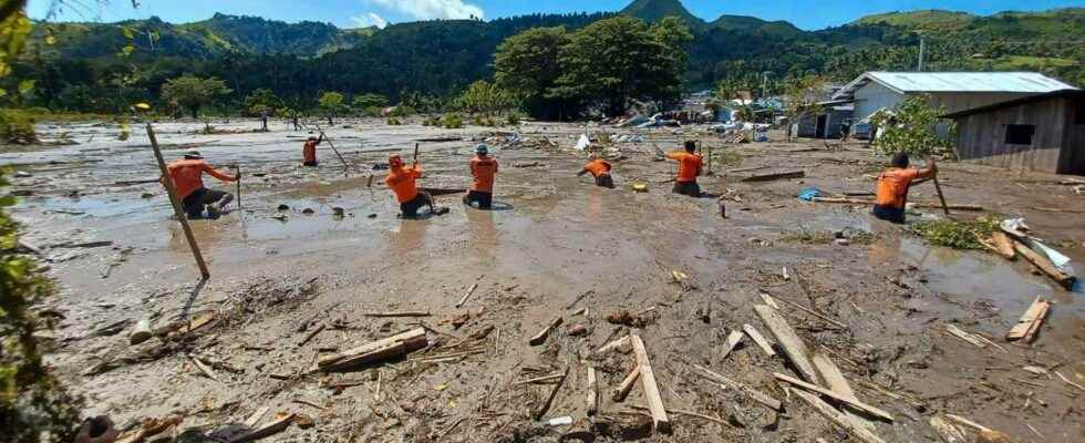 The death toll rises after landslides in the Philippines