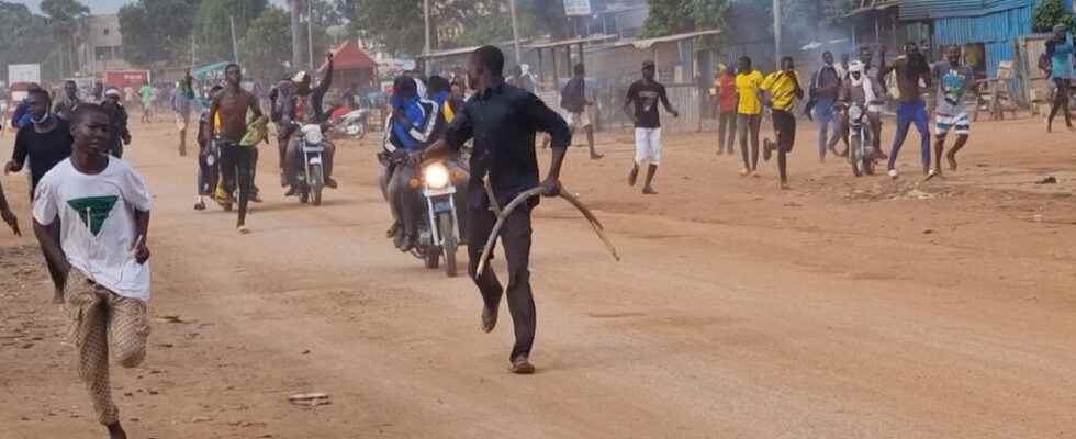 after the demonstrations the city of Moundou mourns its victims