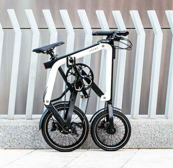 1667584385 610 Strange but very useful foldable electric bike