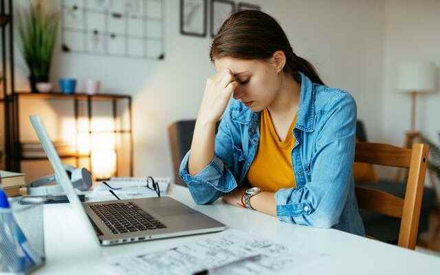 A spoon destroys psychology causes anxiety and depression