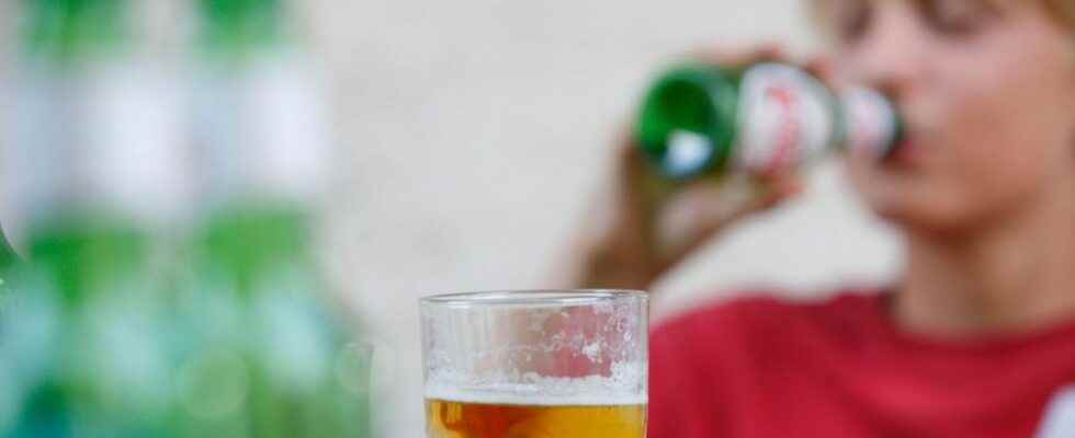 Just one drink of alcohol increases your risk of stroke