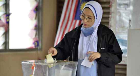 Malaysia seeks stability in ethnically marked parliamentary elections