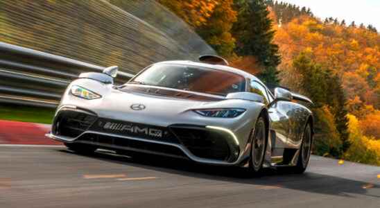 Mercedes AMG One breaks Nordschleife record Video