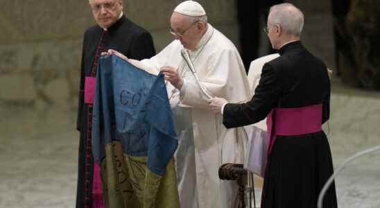 Pope Francis speaks directly to the Ukrainian people after nine