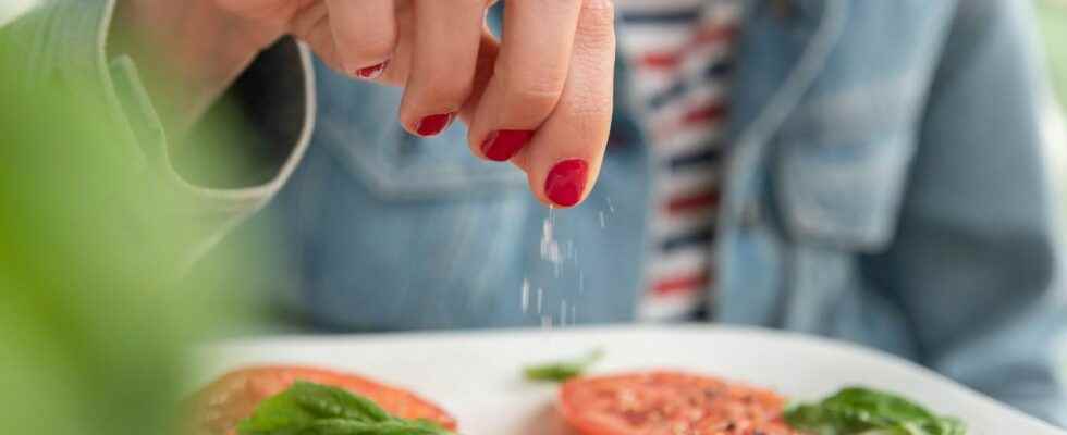 Reducing your salt intake by 1 g a day can