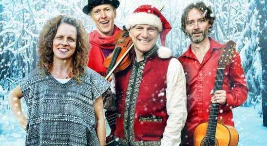 Sultans of Strings Christmas Caravan stopping in Highgate