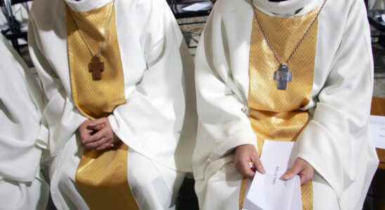 gathered in assembly in Lourdes the French episcopate under pressure