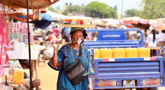 African traders and students hail reopening of Chinas borders