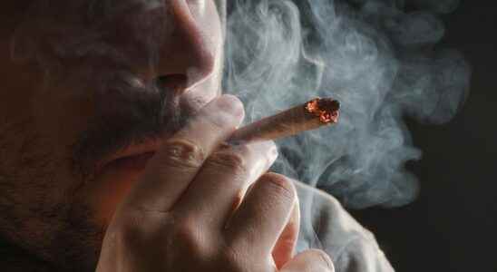 Cannabis increasingly aging smokers