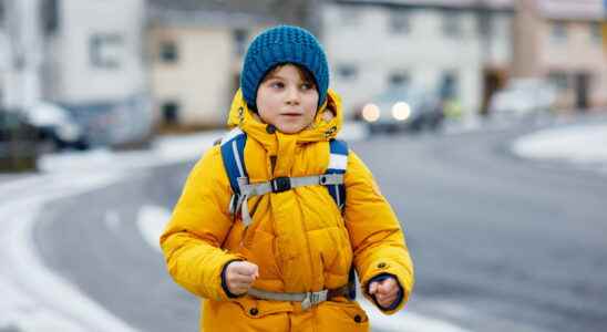 How to dress your child well when its cold