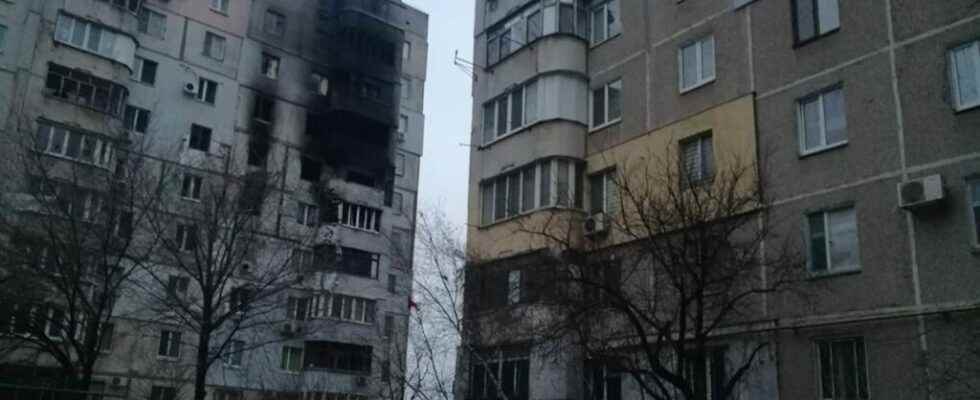 In Kherson Ukrainians live under Russian strikes