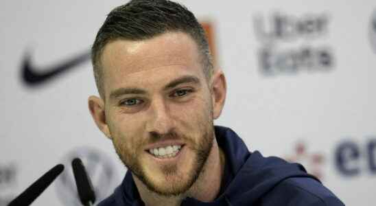 Jordan Veretout who is the midfielder of the Blues