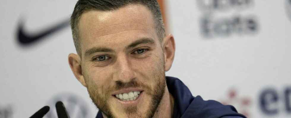 Jordan Veretout who is the midfielder of the Blues