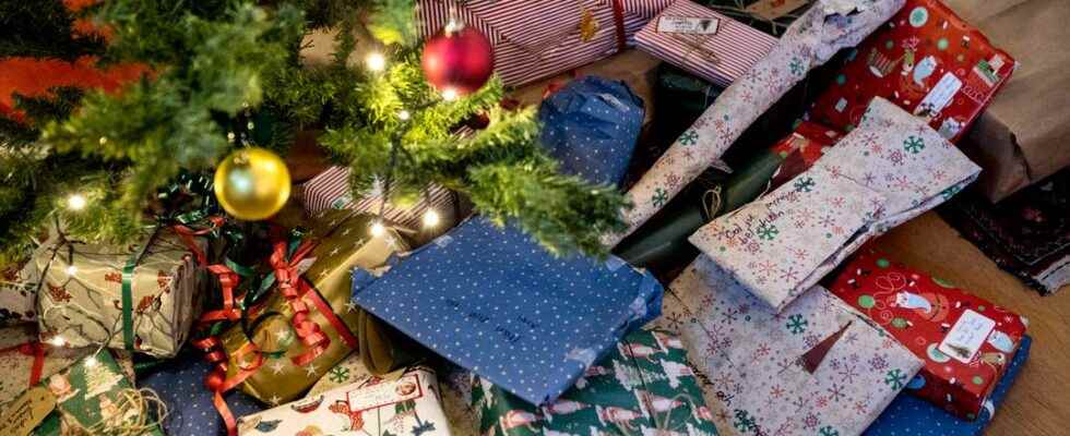 Latest news Fewer Christmas presents this year for the