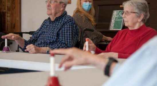 Milverton long term care home celebrates the return of music therapy