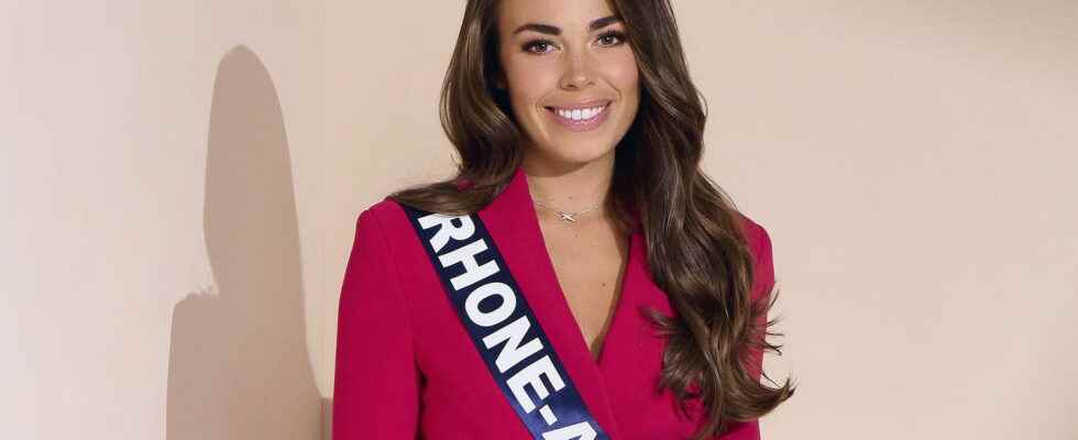 Miss Rhone Alpes Is Esther Coutin qualified in the top 15