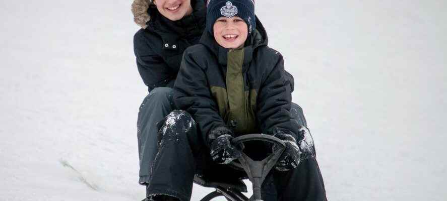 PHOTOS Stratford families hit the slopes