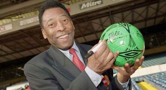 Pele the legend of football is dead